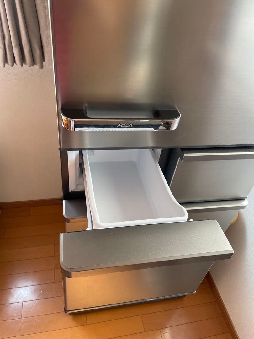 【美品】2018年製　ＡＱＵＡ　冷蔵庫　ＡＱＲ−ＳＶ４２ＨＬ−Ｓ