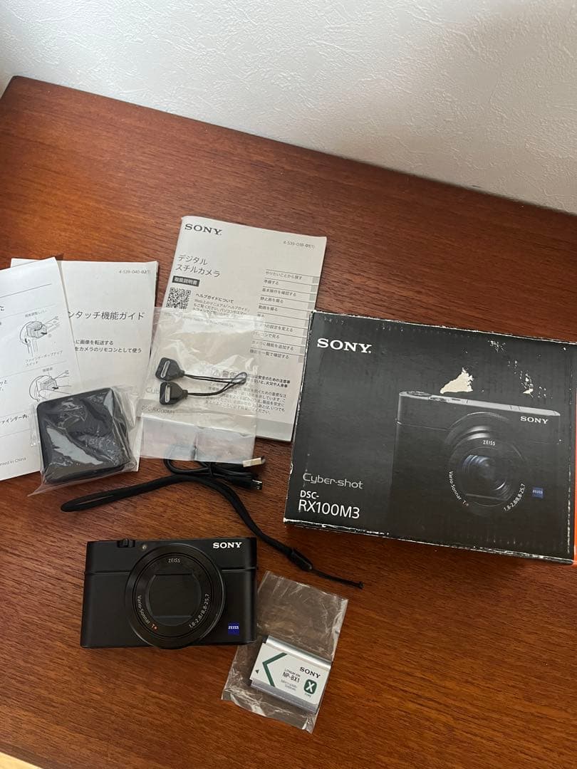 ト*ア様 SONY Cyber-shot DSC-RX100M3