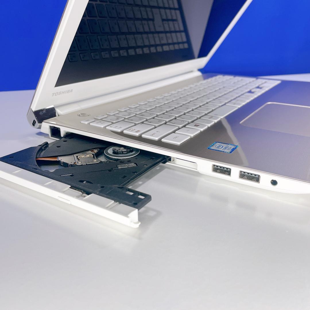 新品SSD＆7世代i7✨爆速✨windows11カメラ付ノートパソコン✨ゴールド