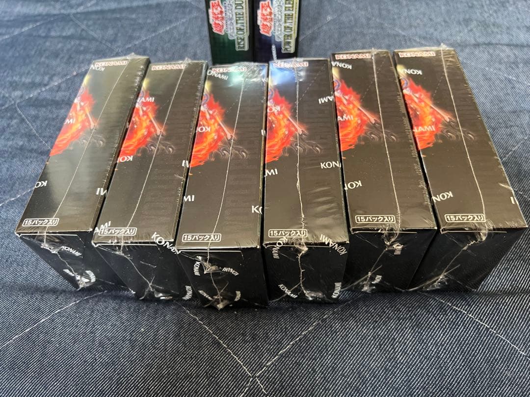 遊戯王　まとめ売り　新品未使用　8ボックス　シュリンク付き