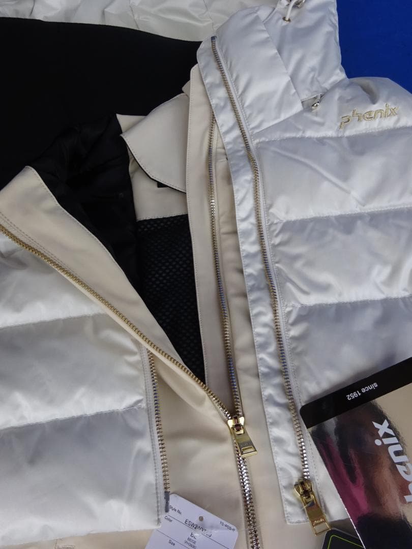 ★未使用★フェニックス レディースMサイズ スキージャケット ダウン ベージュ