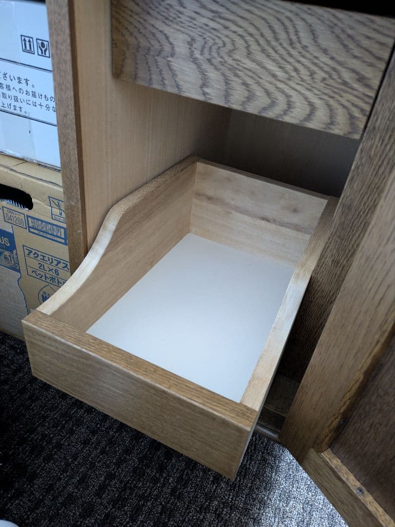 一面鏡の鏡台（ドレッサー）