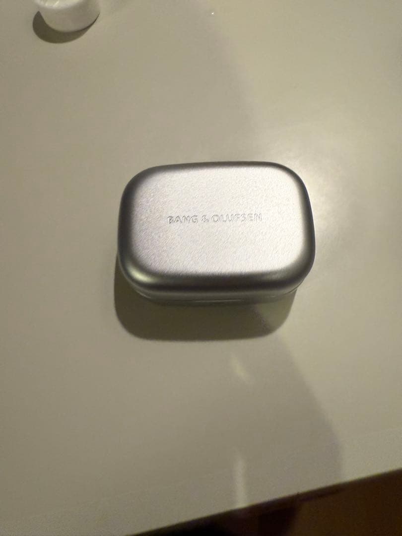 Beoplay Elevenワイヤレスイヤホン