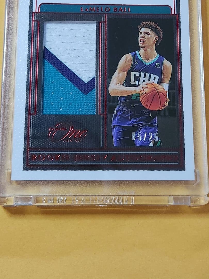 ラメロ·ボール　サインカード　2020-21 NBA ONE AND ONE