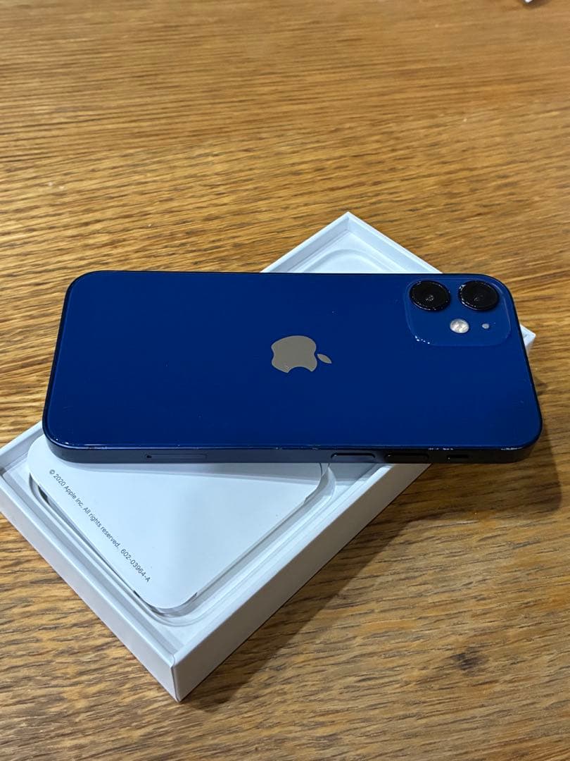 ①iPhone 12mini 128GB iFace ケース付き