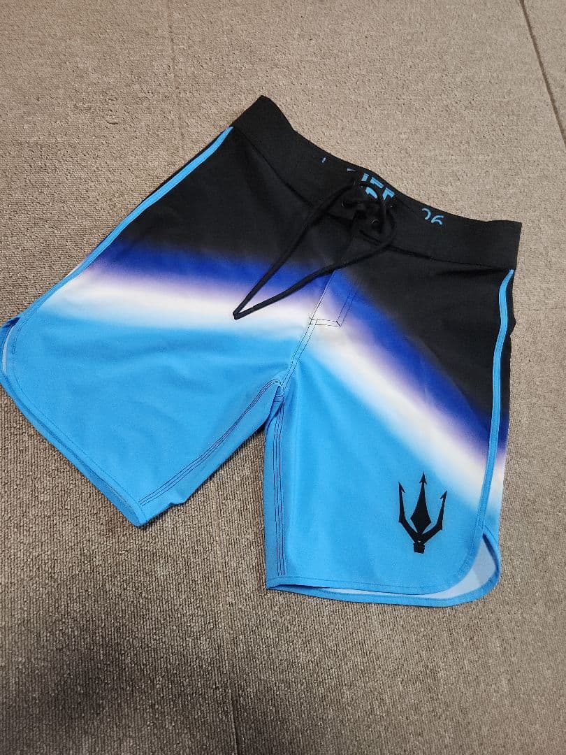 ファイド　ボードショーツ　サーフパンツ