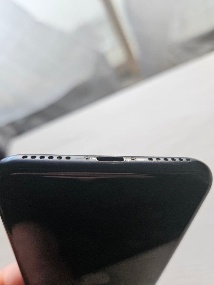 ぴ*ぴ様 iPhone SE (第3世代) ミッドナイト 128 GB SIMフ