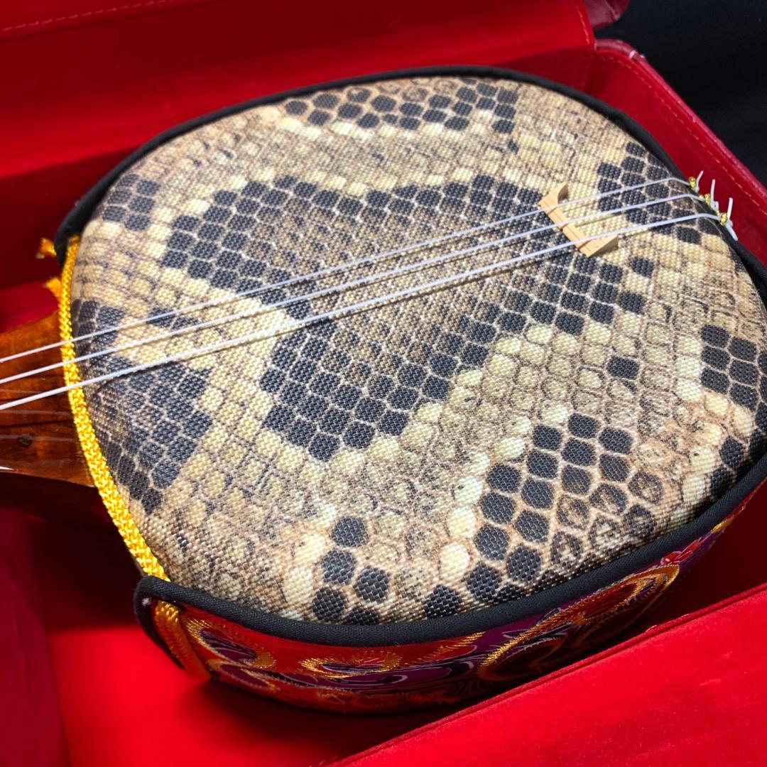 三味線 蛇皮線 木製 赤いケース付き