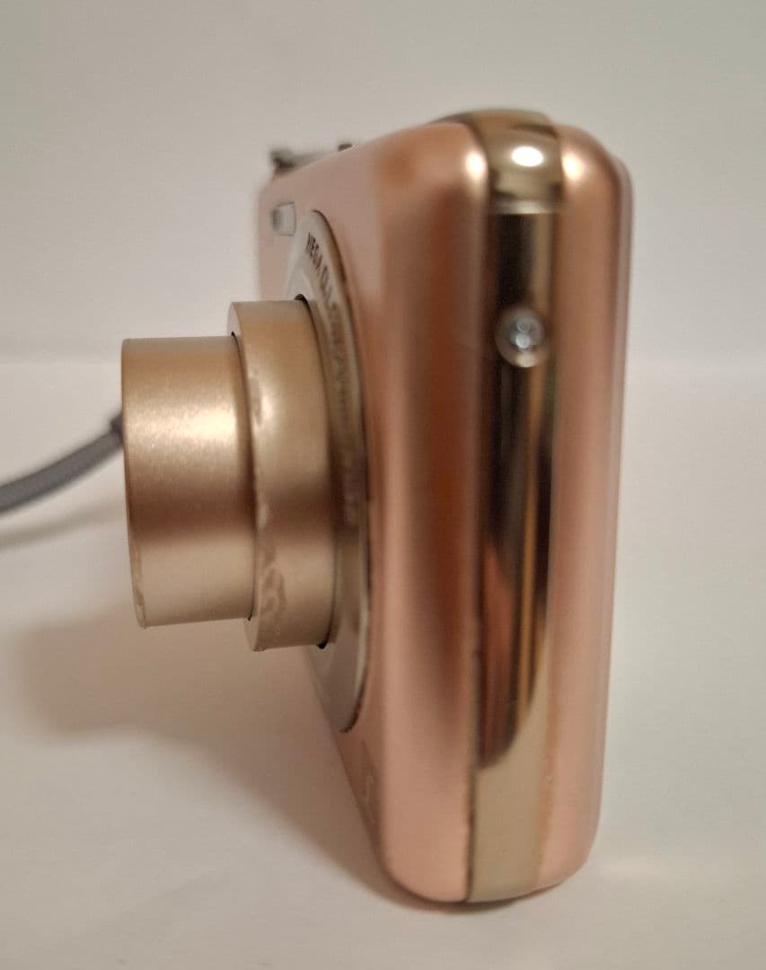 [美品]パナソニック Panasonic LUMIX DMC-FH7 コンデジ