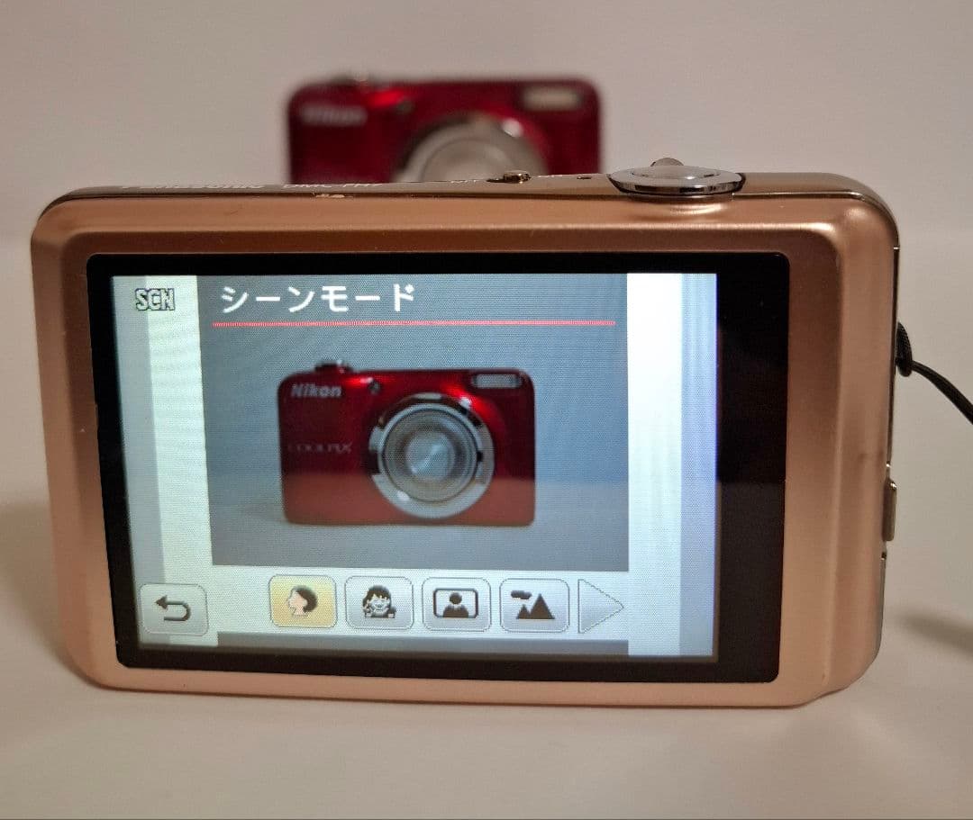 [美品]パナソニック Panasonic LUMIX DMC-FH7 コンデジ
