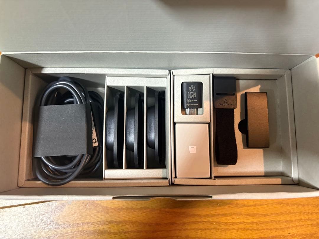 その他 VIVE ultimate tracker