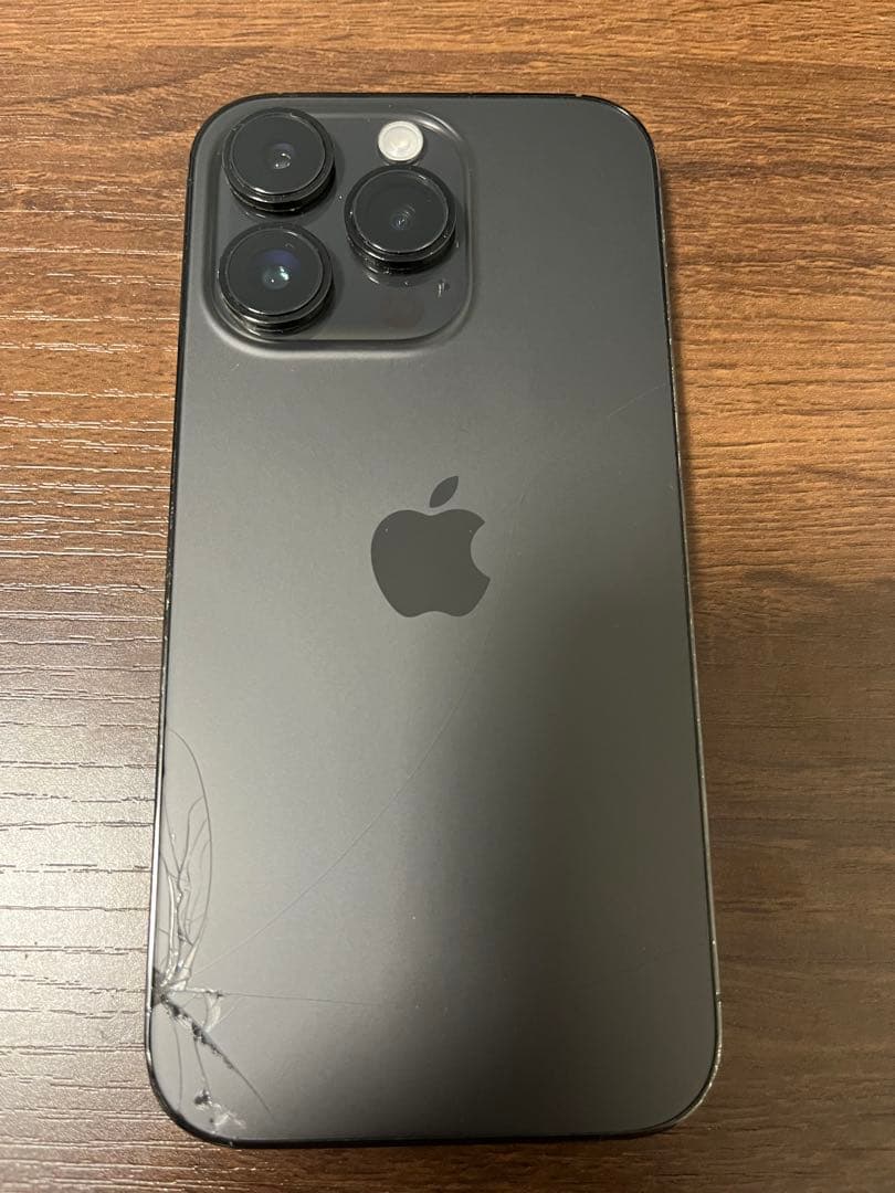 【早い者勝ち】iPhone 14 Pro スペースブラック 本体 背面割れ