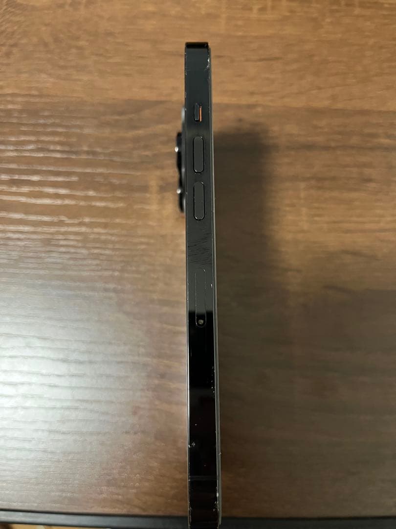 【早い者勝ち】iPhone 14 Pro スペースブラック 本体 背面割れ