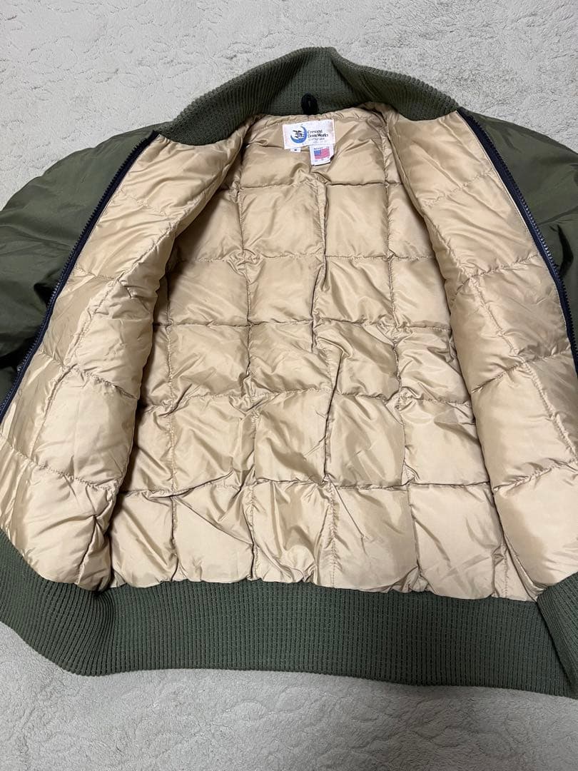 クレセントダウンワークスボンバージャケット