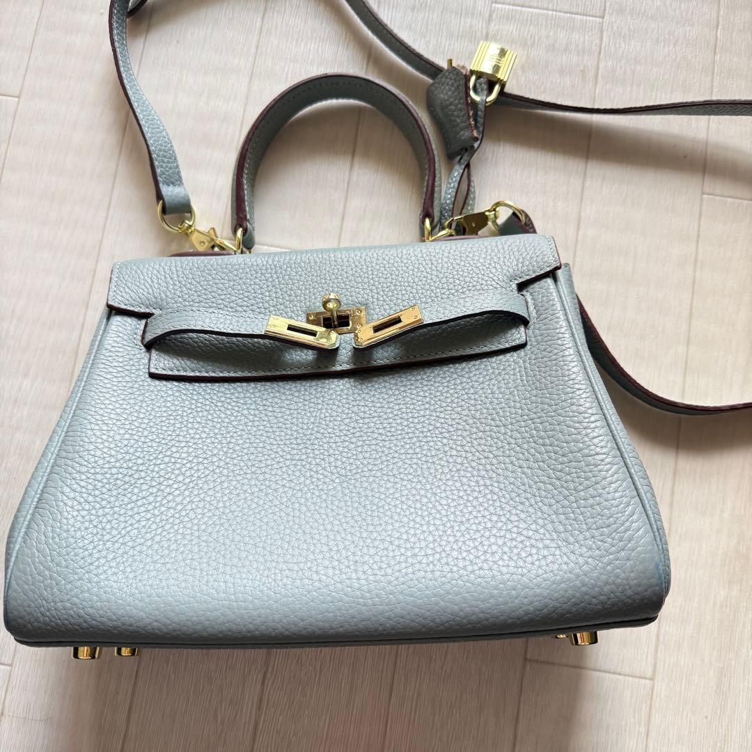 ブルー レザーハンドバッグ