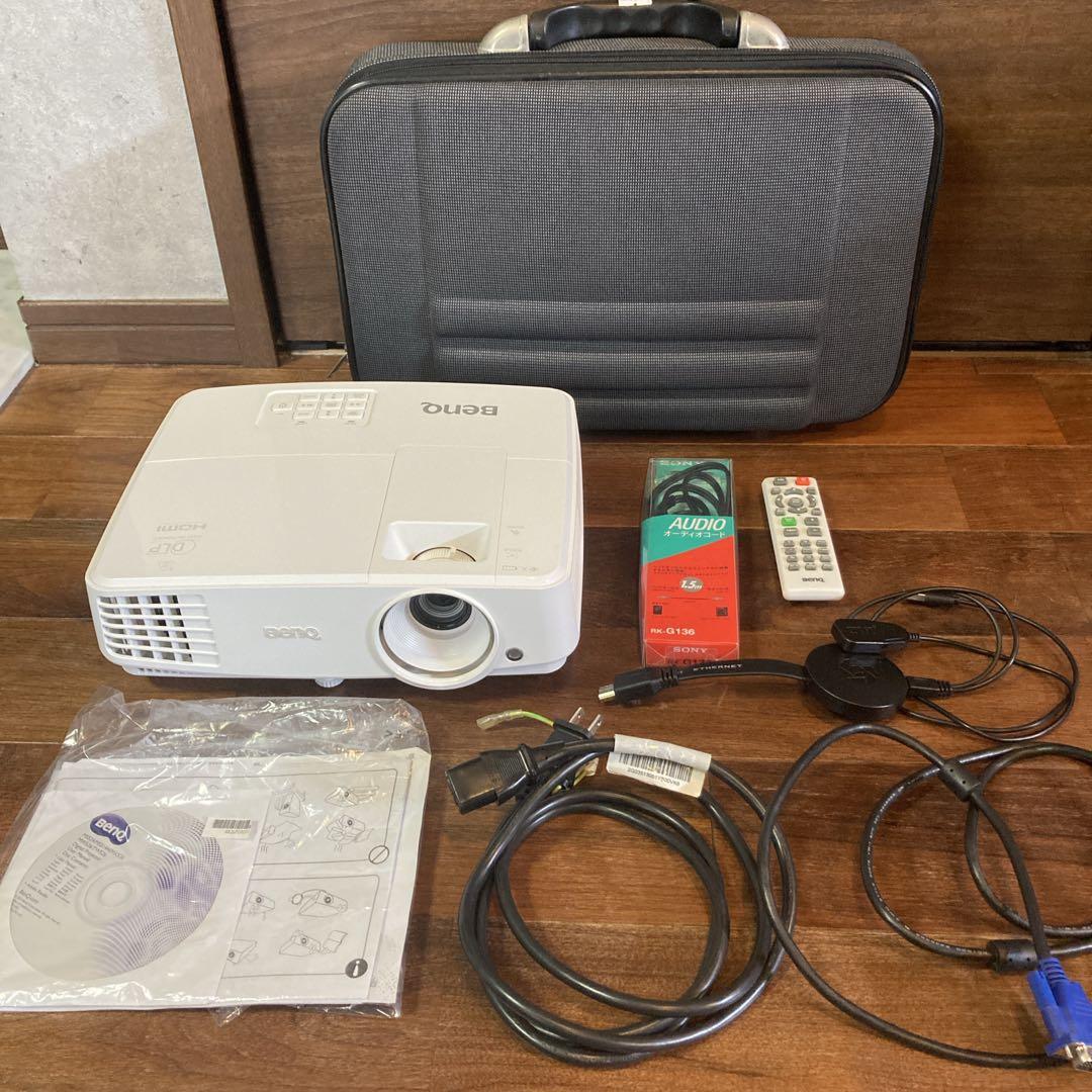 美品✨️BenQ ms524 プロジェクター 本体 ケーブル・リモコン・取説付き