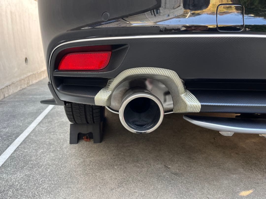 レヴォーグ VM4 VMG 本物シルバーカーボン、バンパーガード 左右セット