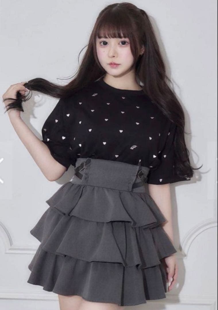 pium ぴうむ ピウム クロスベルトティアードミニスカート チャコール