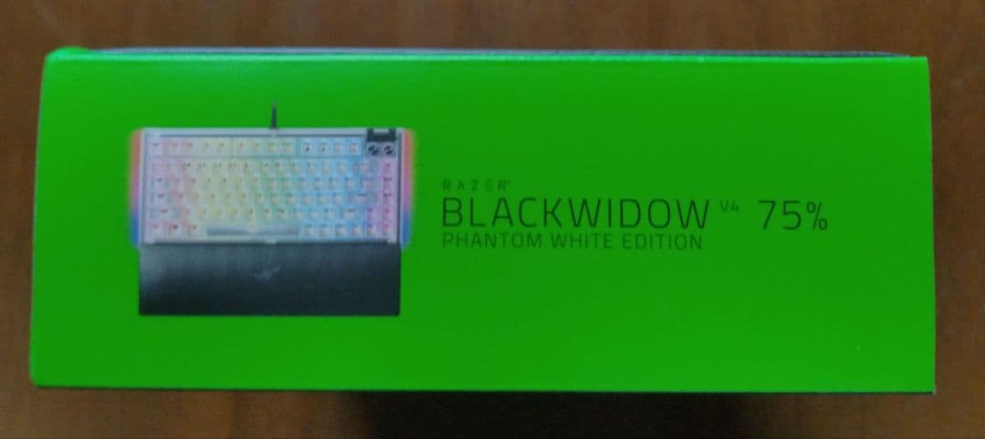 キーボード RAZER BLACKWIDOW V4 75% PHANTOM WHITE