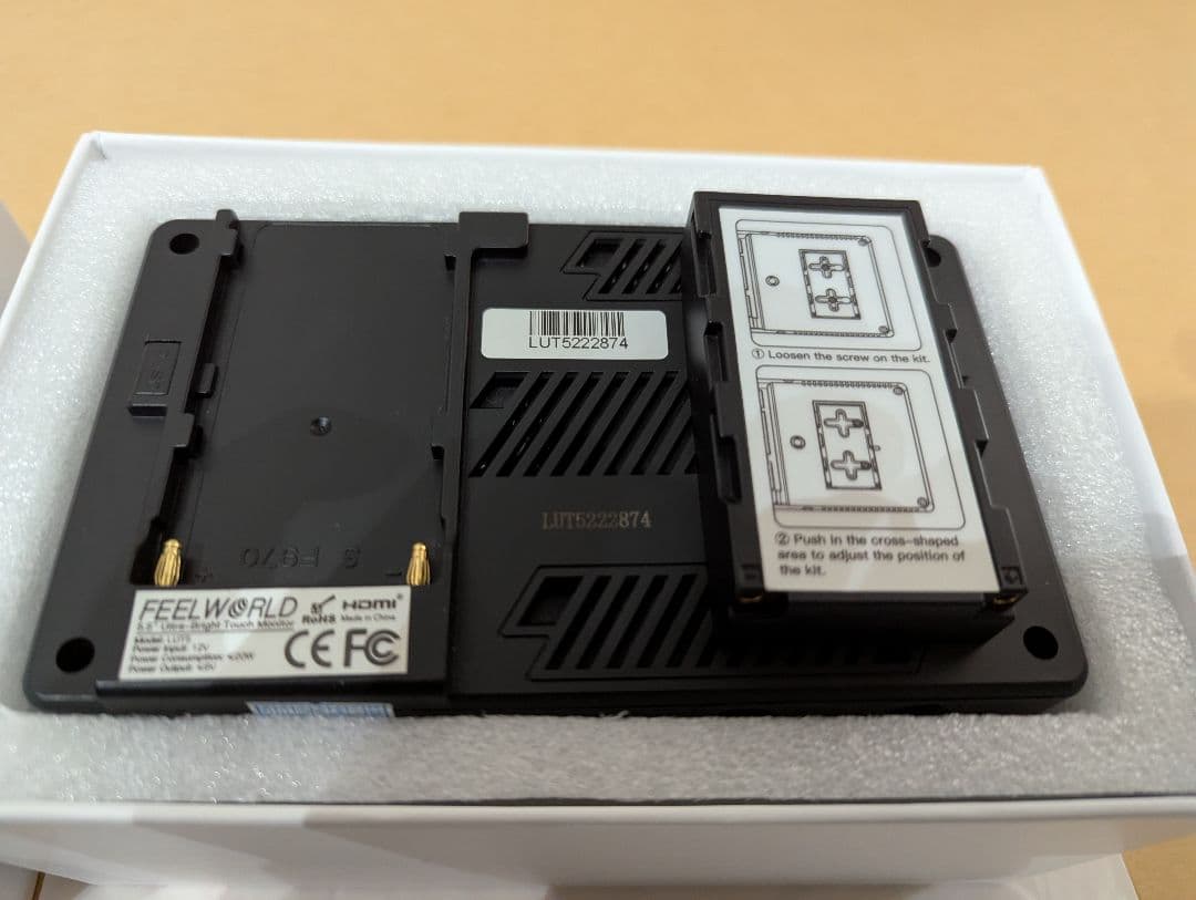 FEELWORLD　LUT5 5.5インチ超高輝度3000nit