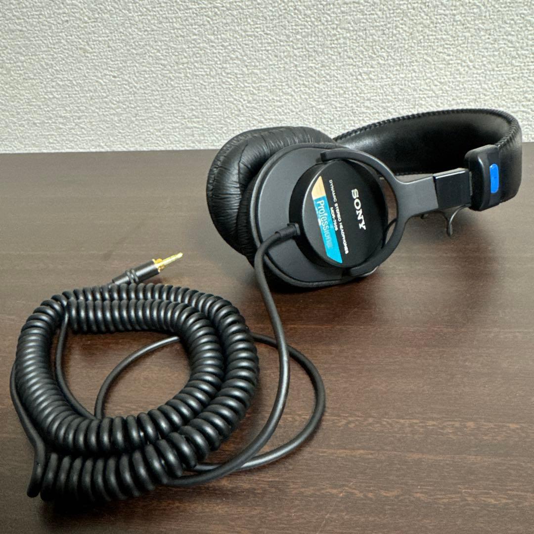 【美品】Sony MDR-7506 スタジオモニターヘッドホン