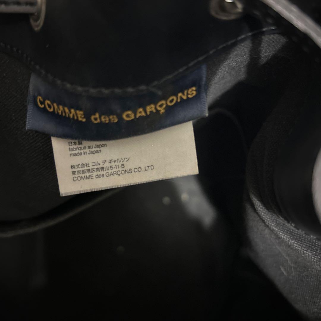 コムデギャルソンブラックレザーバケットバッグ