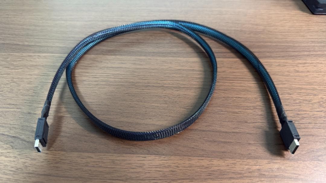 ONEXGPU2 + OCulinkケーブル