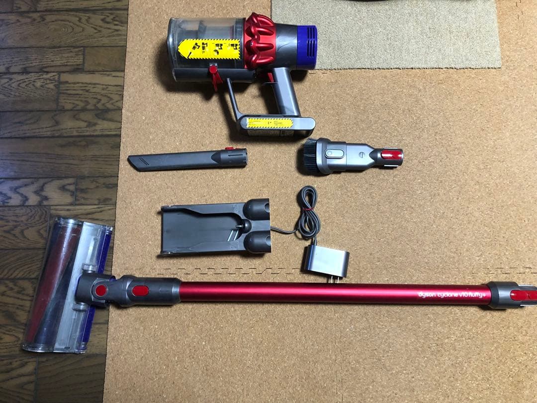 掃除機・クリーナー dyson SV12 FF