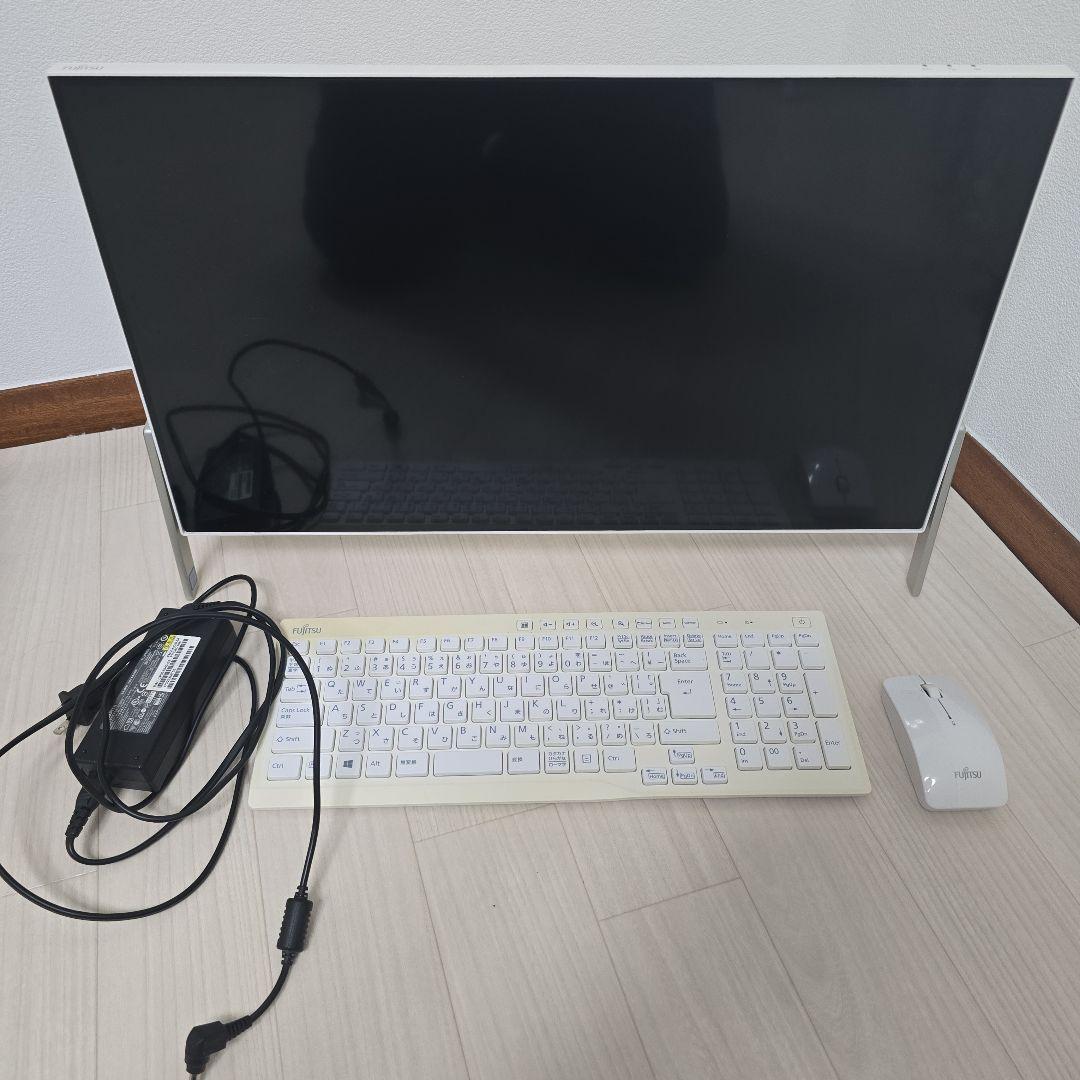 リ*ン様 富士通 ESPRIMO FH77/B1 i7 4GB デスクトップパソ