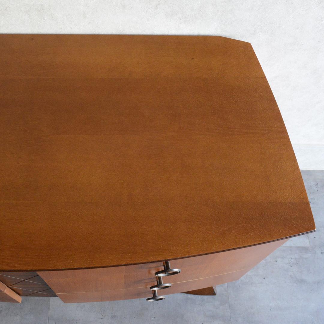 ねこ　イギリスヴィンテージ チェスト ショートサイドボード リビングボード