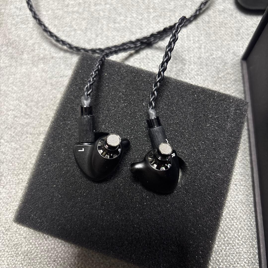 イヤホン acoustune HS1750CU