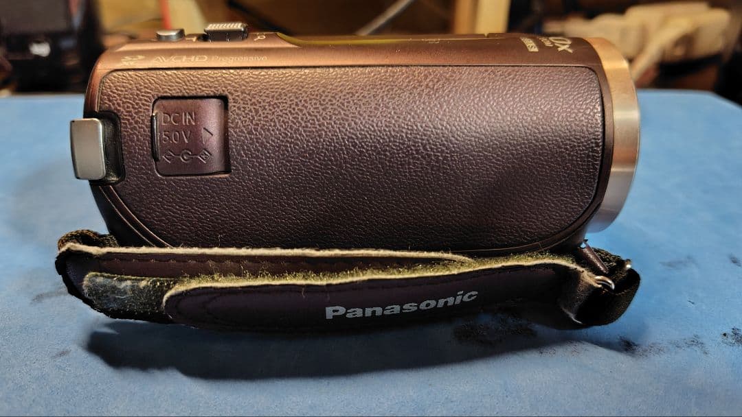 Panasonic デジタルハイビジョンビデオカメラ HC-V550M