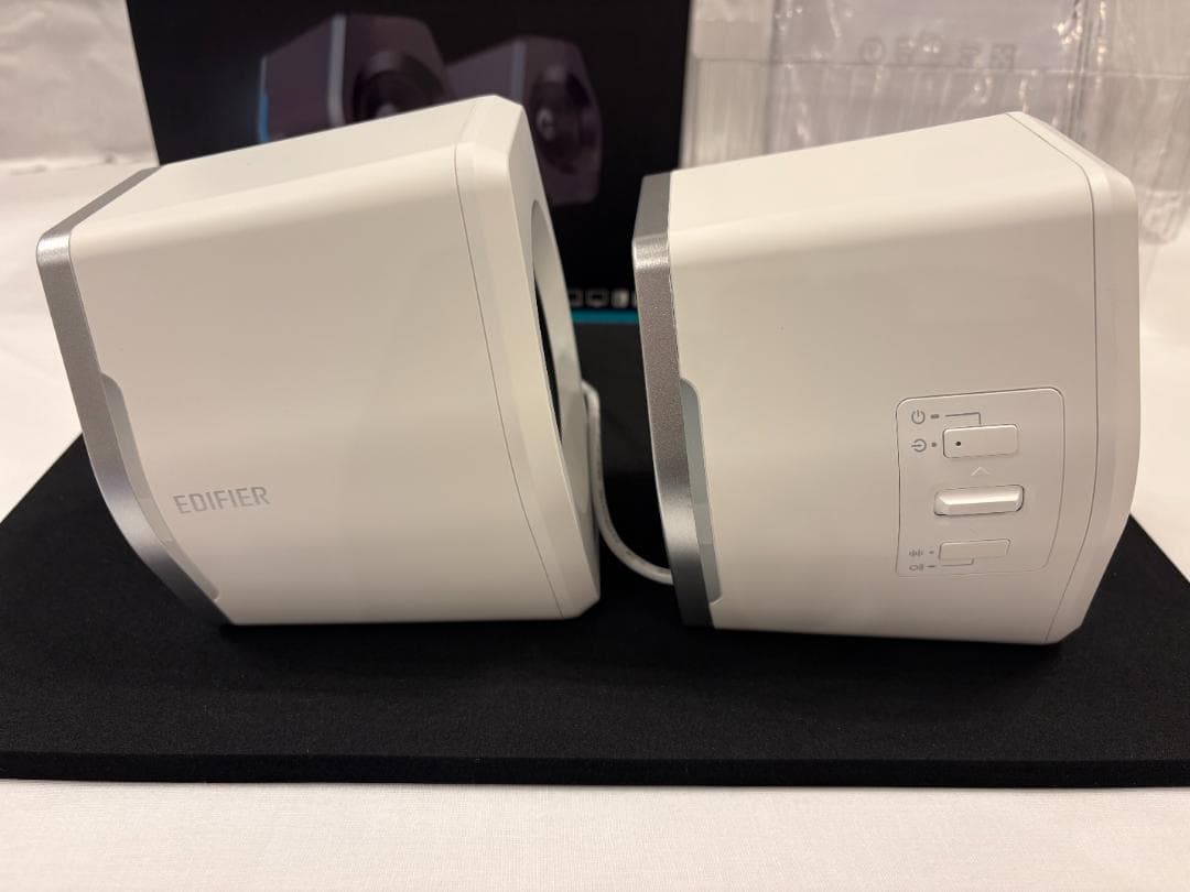 【美品】Edifier G2000 RGB ゲーミング PCスピーカー ホワイト