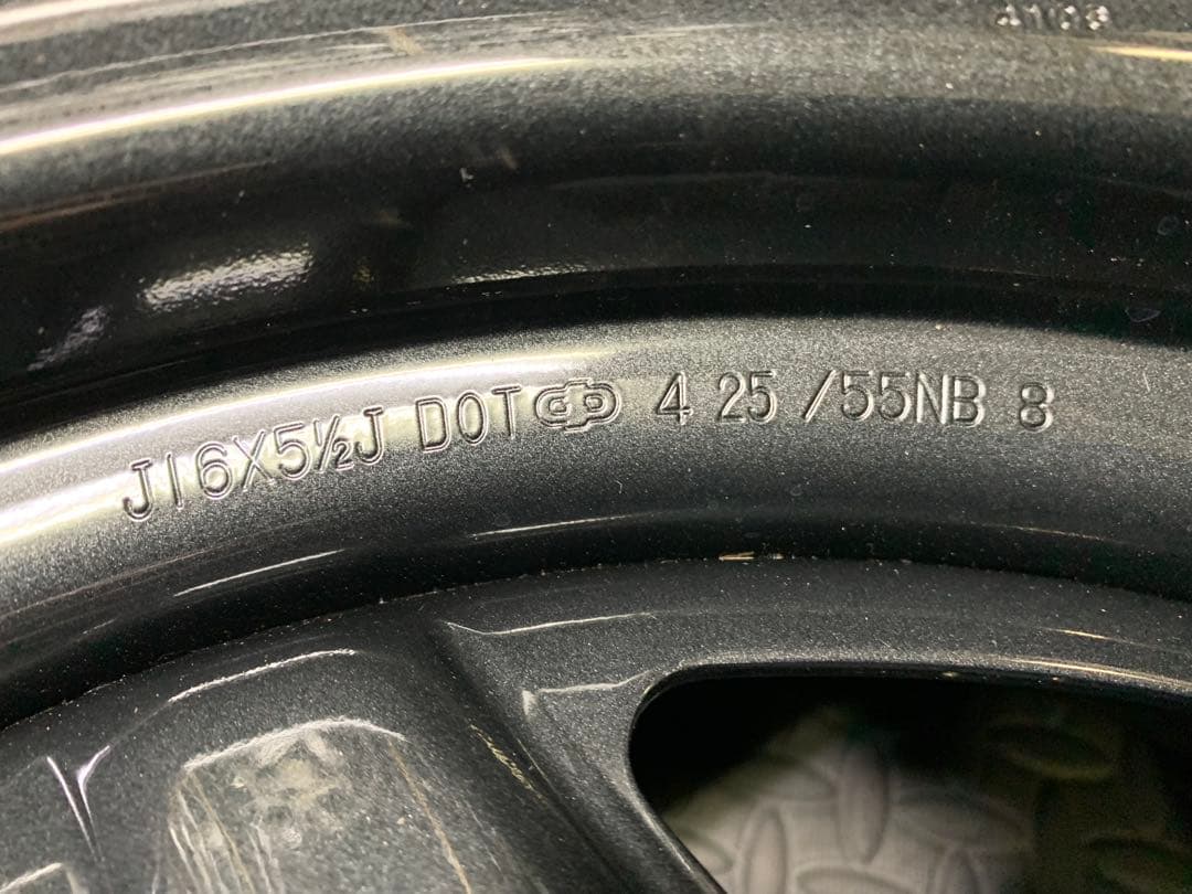 新車外し⭐︎ジムニー　JB64 JB23 送料無料　16インチ