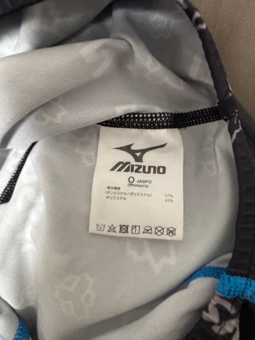 日本体育大学　水着