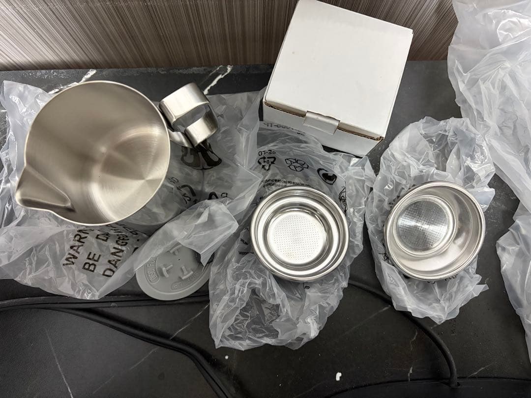 ソリス バリスタパーフェクタプラス ＋ディストリビューター等 豪華4点セット