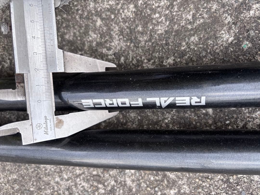 ハイエース 200系2WD ディーゼル　KYB ショック 玄武 トーションバー