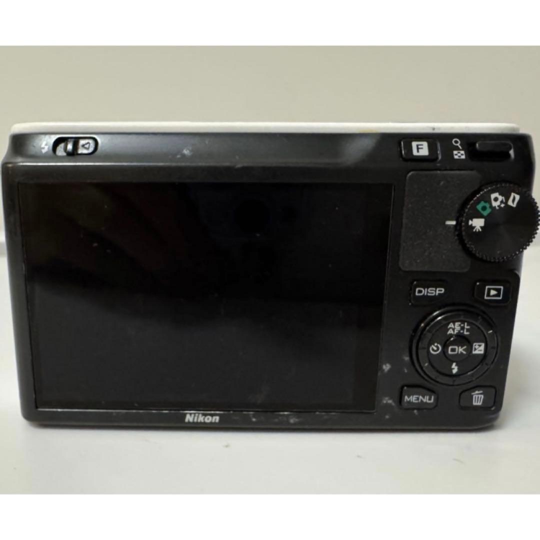 ⭐︎Nikon 1 J1 ホワイト1 NIKKOR 10-30mm⭐︎通電確認済み