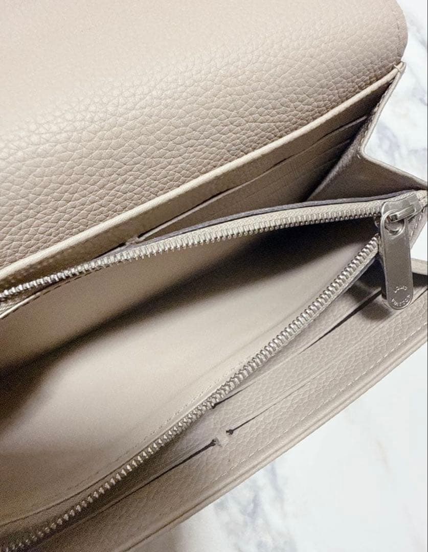 ルイヴィトン　マヒナ　ポルトフォイユ　イリス　長財布　ウォレット　ガレ