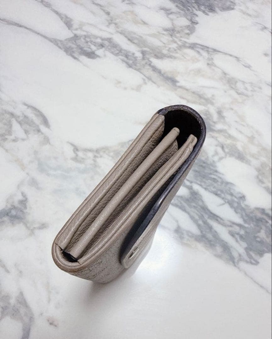 ルイヴィトン　マヒナ　ポルトフォイユ　イリス　長財布　ウォレット　ガレ