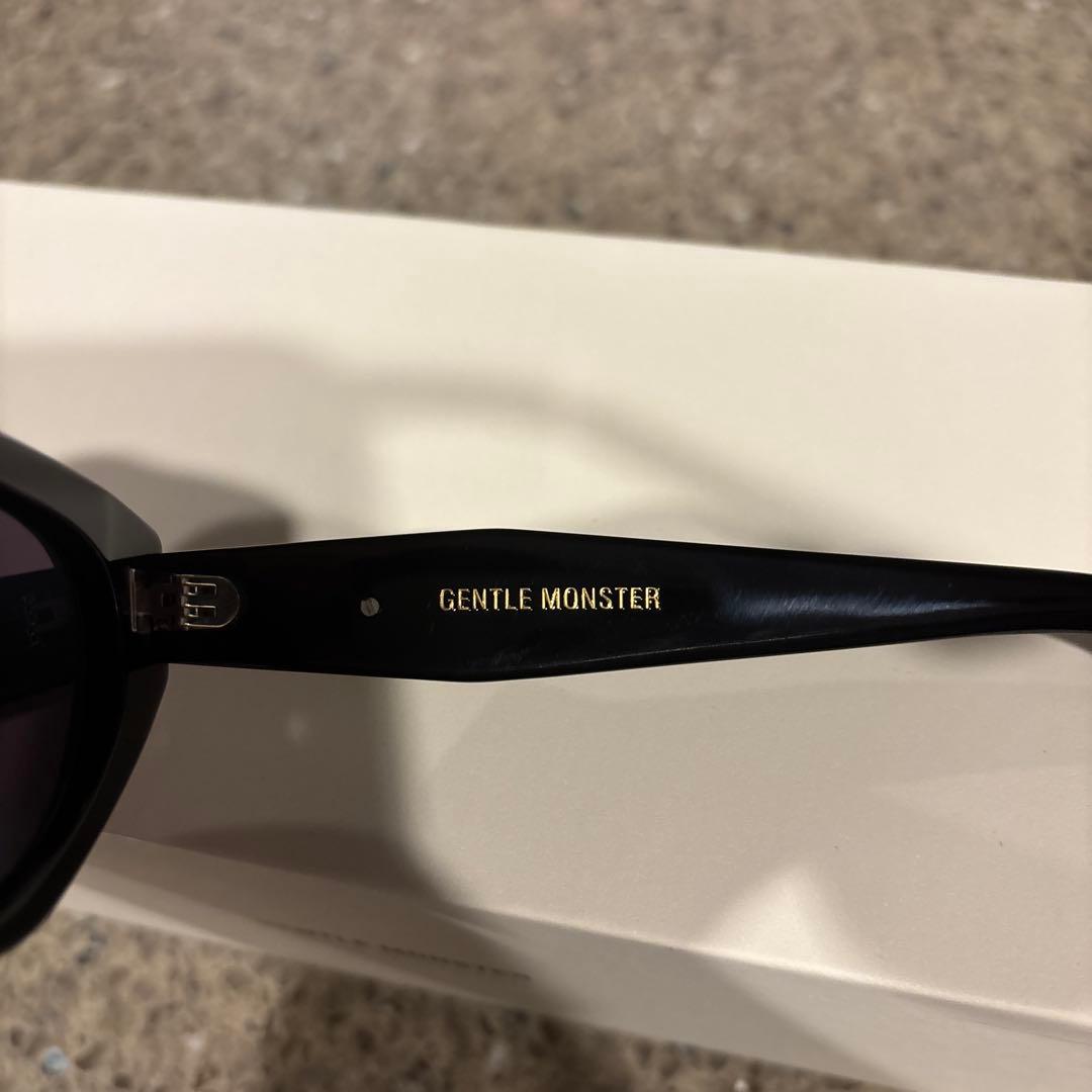 ジェントルモンスター　GENTLE MONSTER ROCOCO ロココ