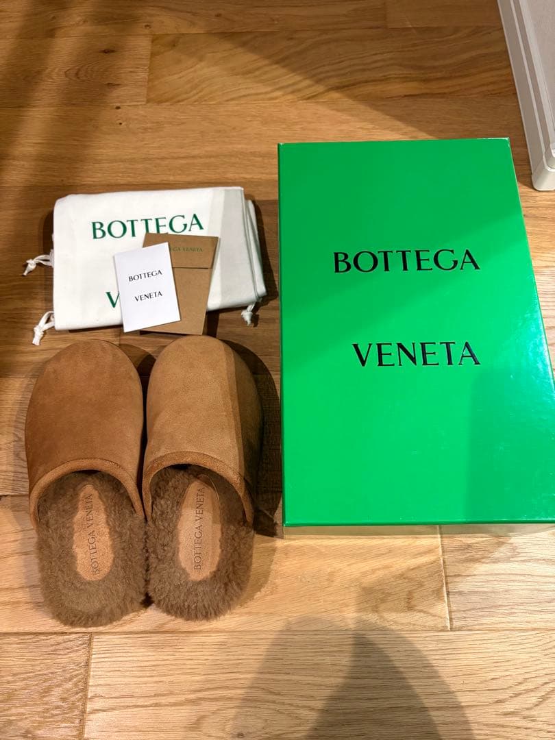 【美品】ボッテガヴェネタ✴︎シアリング&カーフスリッポン35
