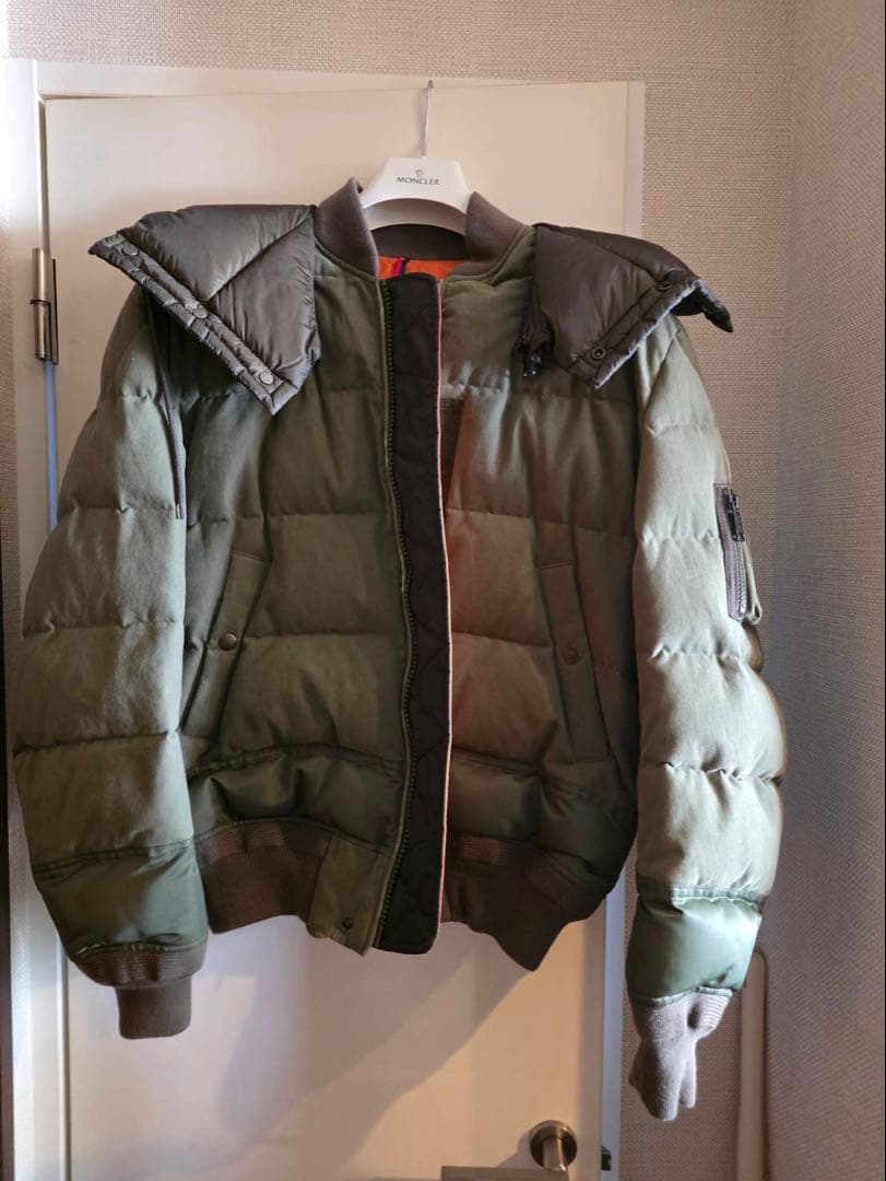 ダウンジャケット オリーブグリーン