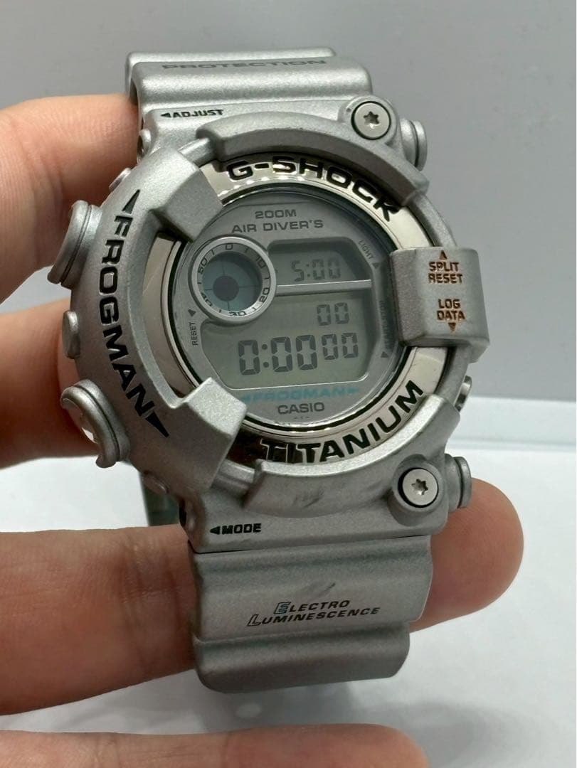 G-SHOCK DW-8201GF-8JF フロッグマン　シルバー