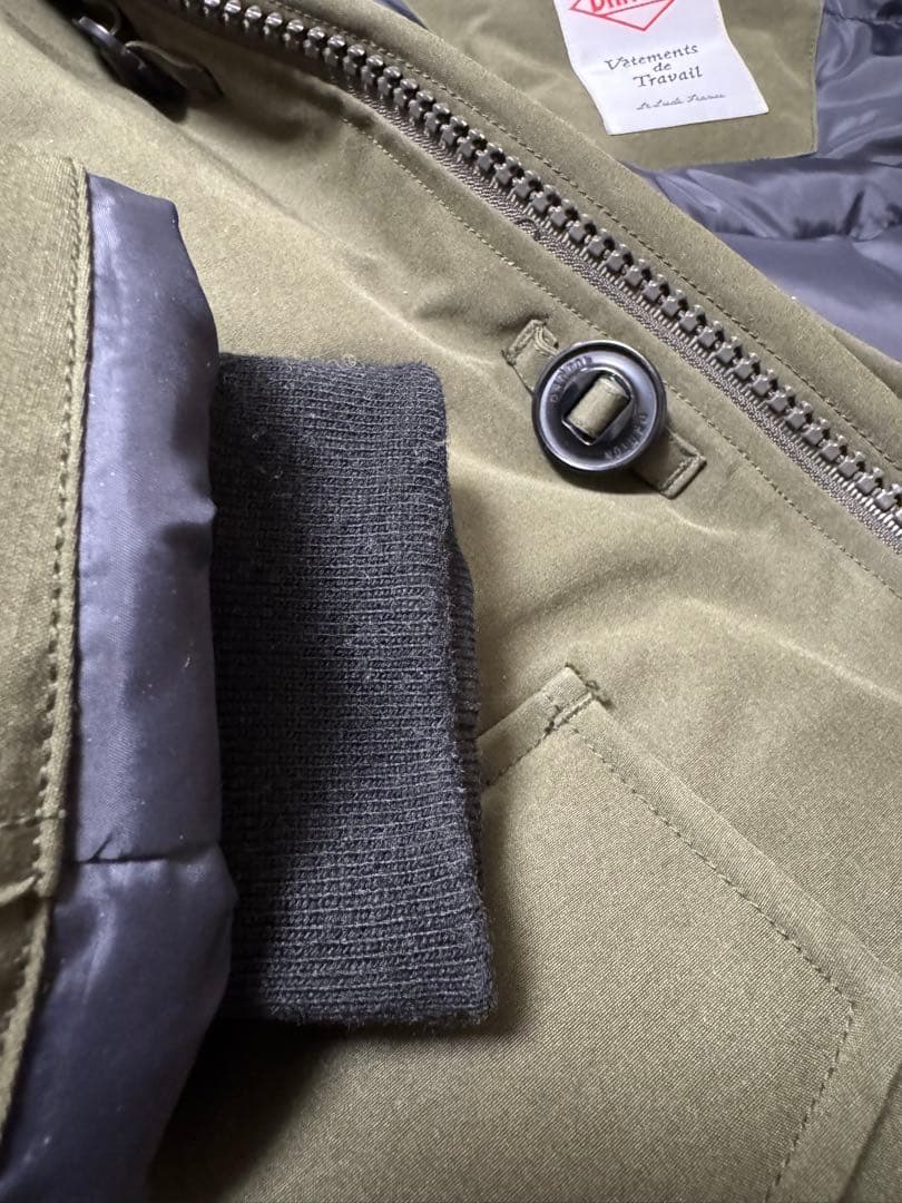 DANTON　ダウンジャケット　オリーブ色 サイズ38