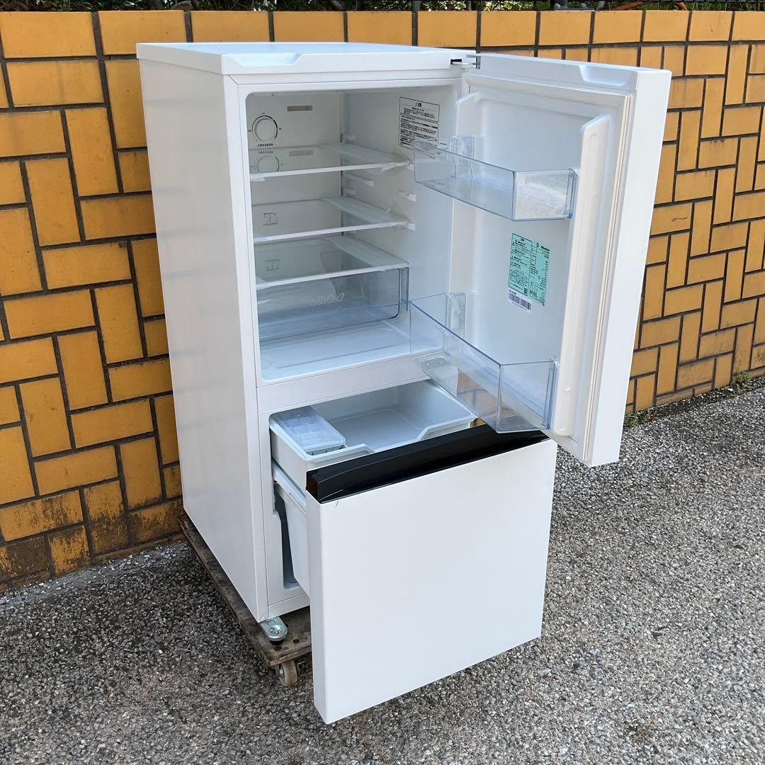 Hisense 冷凍冷蔵庫　HR-D13E2W 2023年製135L【引取限定】