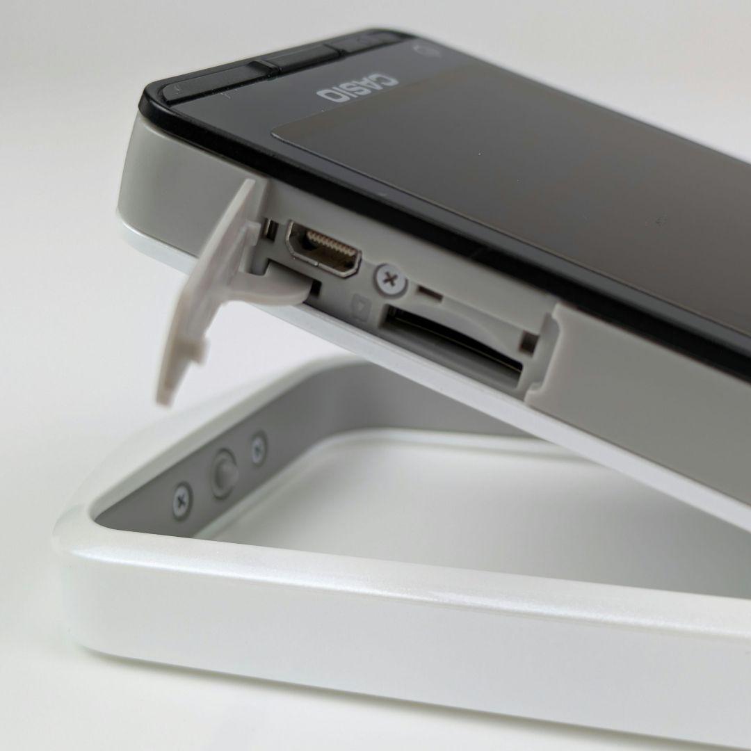 CASIO EXILIM EX-TR15 自撮りデジカメ