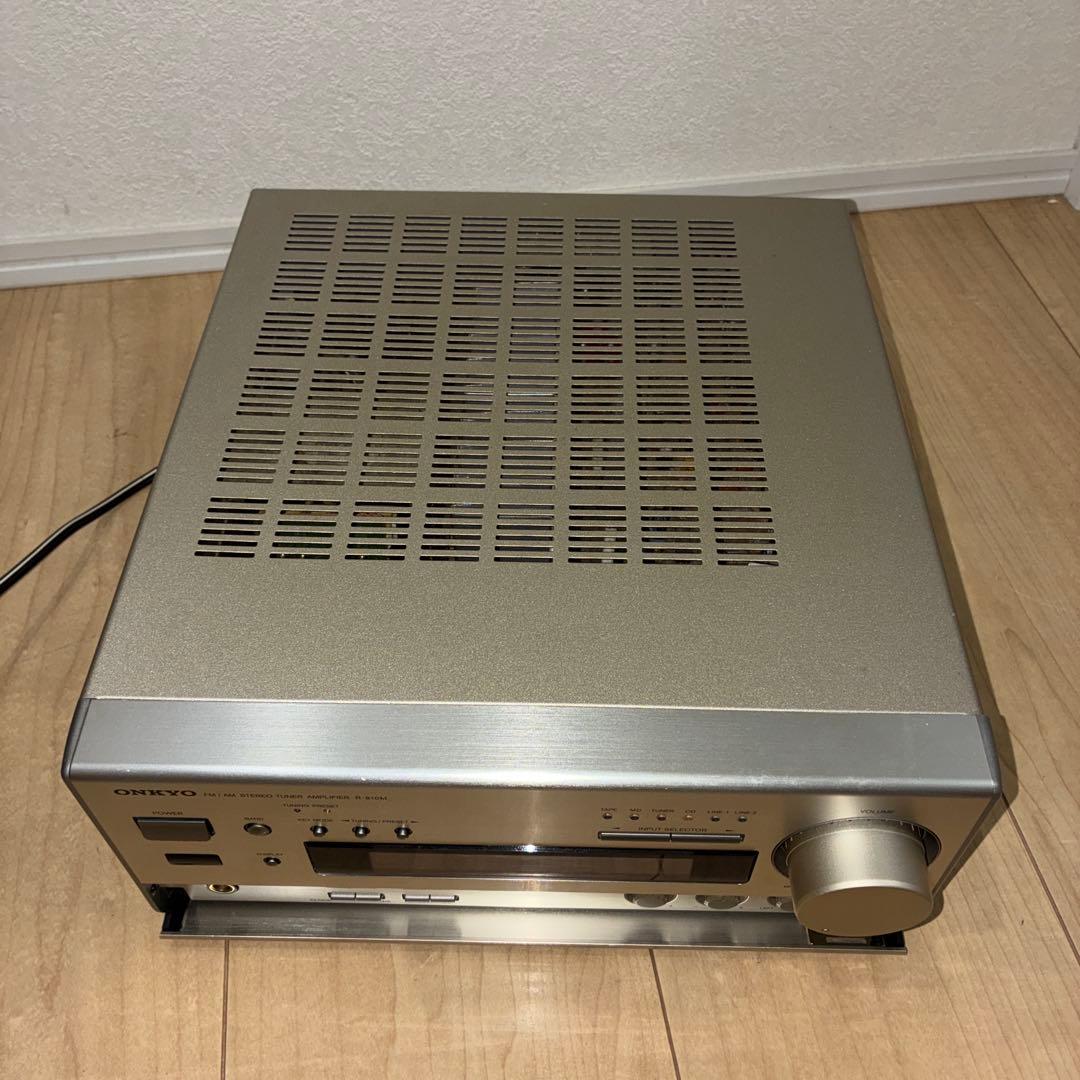 onkyo R-810M チューナー内蔵アンプです いい音です！！