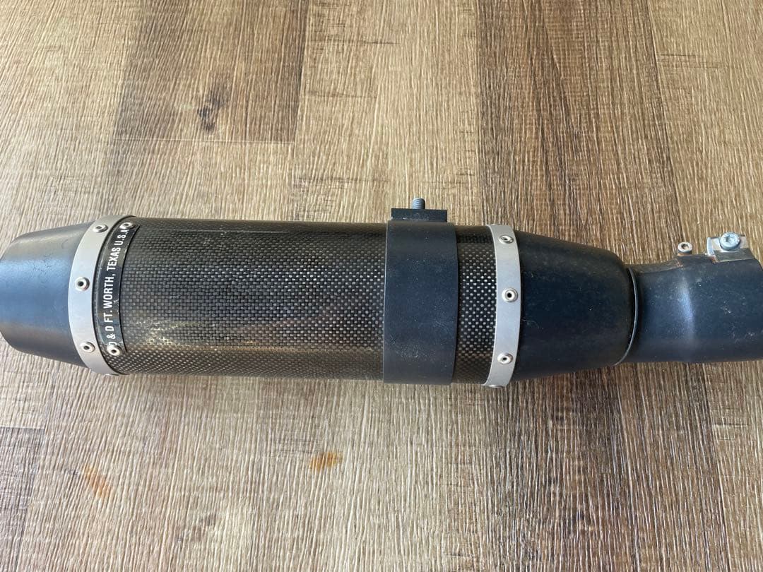 D&D ボブキャット　マフラー　カーボン