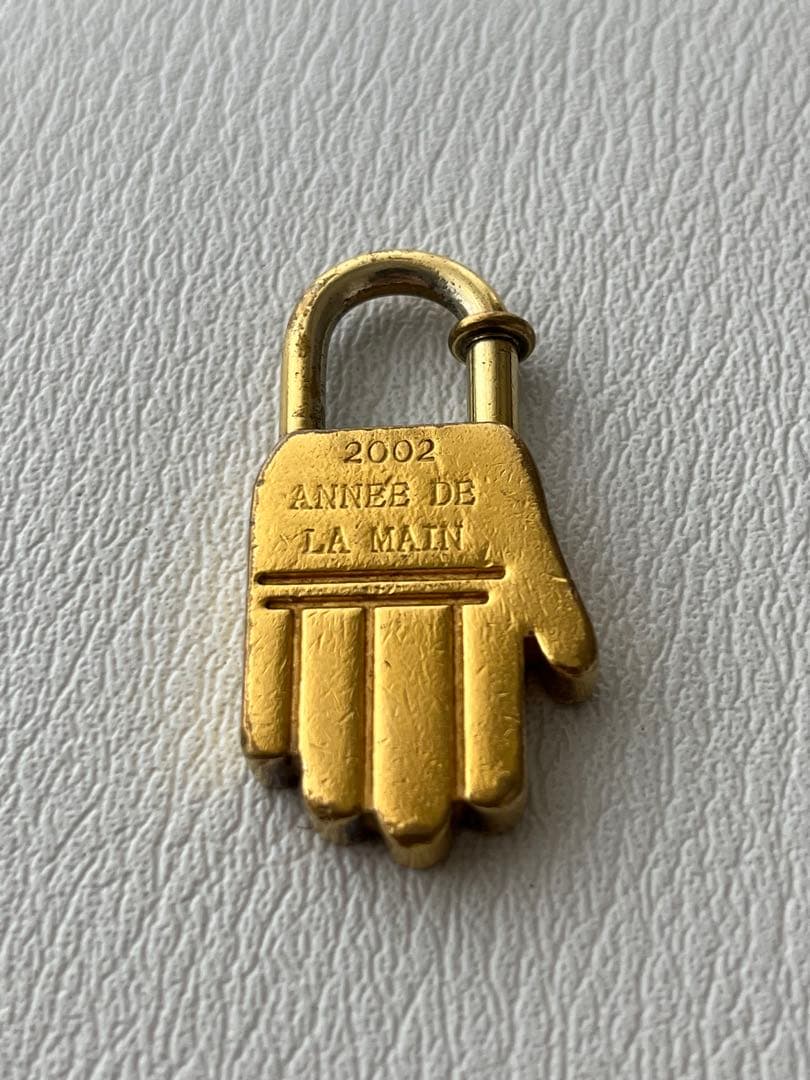 エルメス 2002年限定 ANNEE DE LA MAIN チャーム